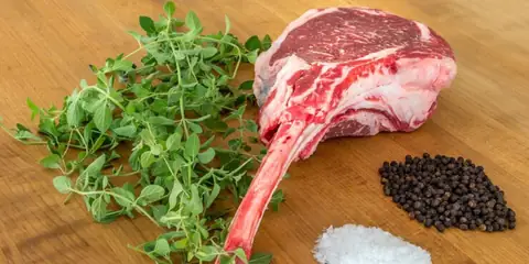 How to Cook a Tomahawk Steak to Perfection