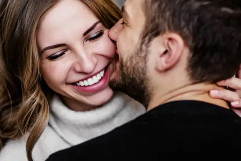 3 Signs That You Are Sabotaging Your Relationship, And How to Fix Them