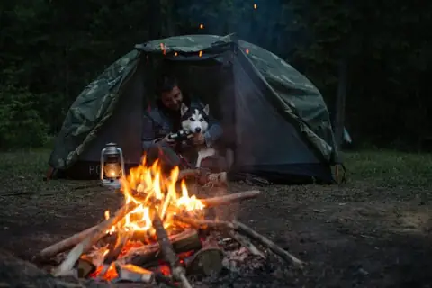 How to Make a Campfire: A Guide for Beginners