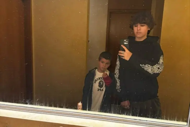 Scott Disick's son Mason gets a new mini G-Class Wagon on his 15th birthday.