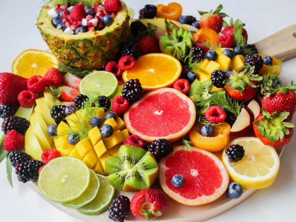 Looking to Lose Weight & Boost Your Gut Health? Try These Ideal Snack Pairings