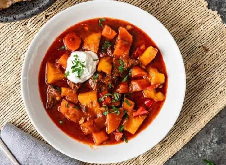 How to make the perfect Hungarian Goulash.