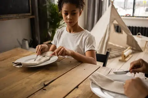 Table Manners That Will Elevate Your Dining Etiquette
